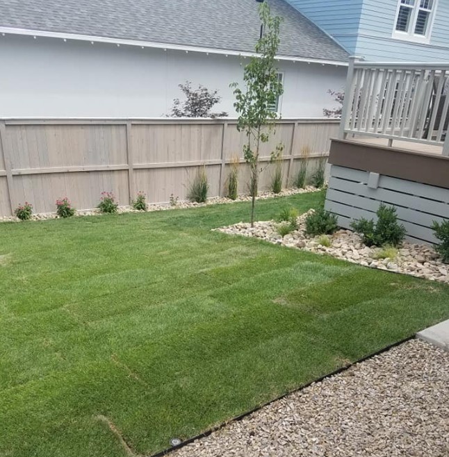 Barlows Landscaping - residential pic - Biznis Resource Barlow’s Landscaping and Snow Removal - Residential back