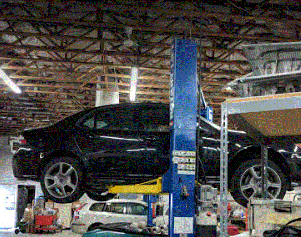 Boyd's Auto - inside view