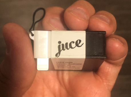 Juce - Apple Device Charger