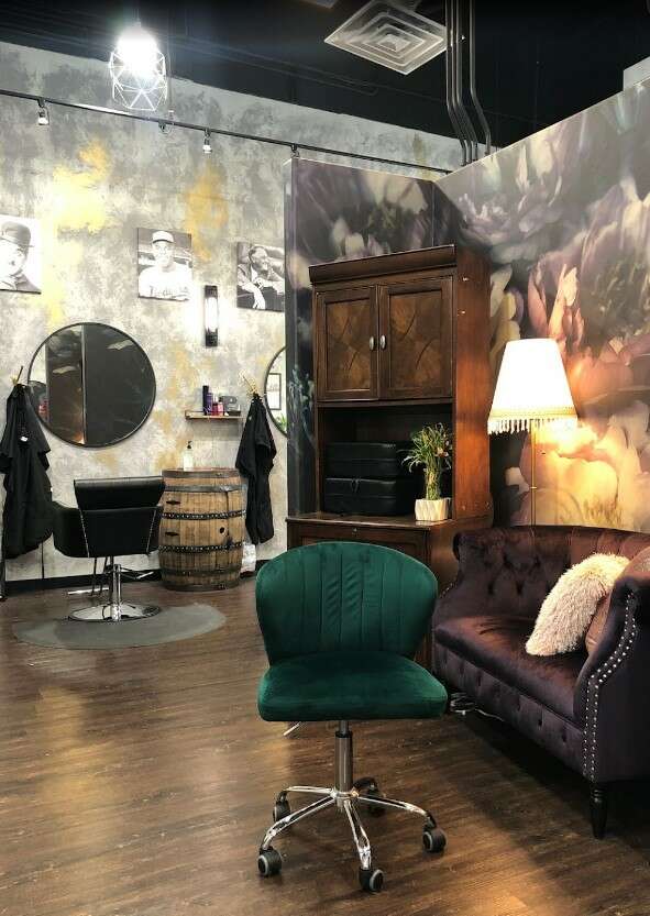 Studio Hair Design and Aesthetics - interior