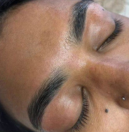 Threading Queen - Eyebrows