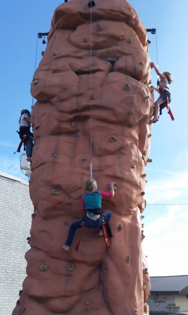 Canyonland - rock climbing