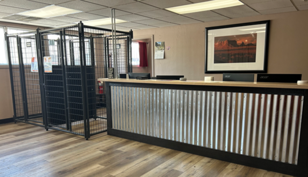 K9 Lifeline - front desk