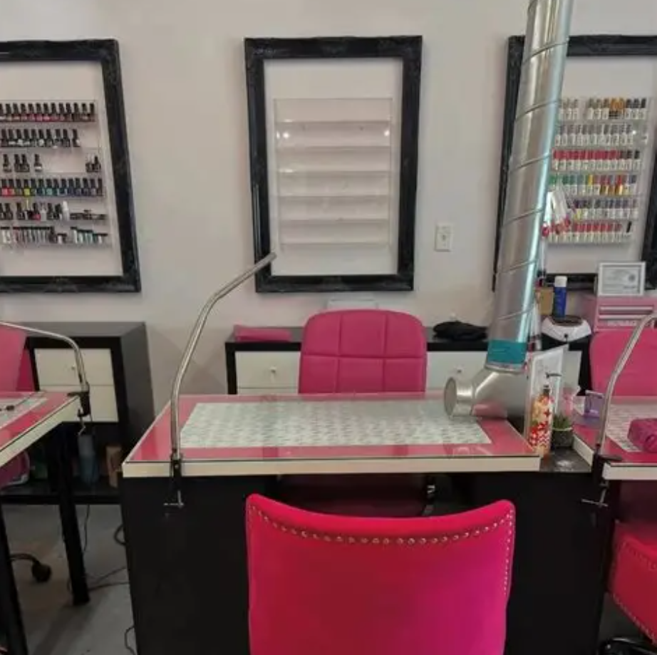 Pinks Salon - welcoming atmosphere