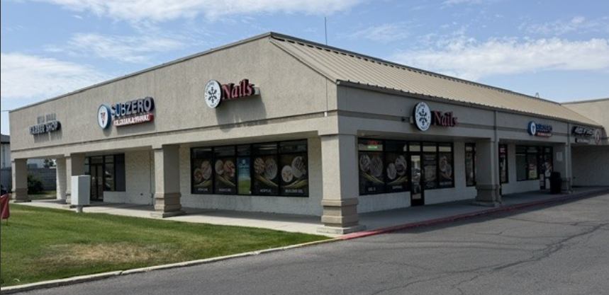 Snowflake Nails and Spa - exterior
