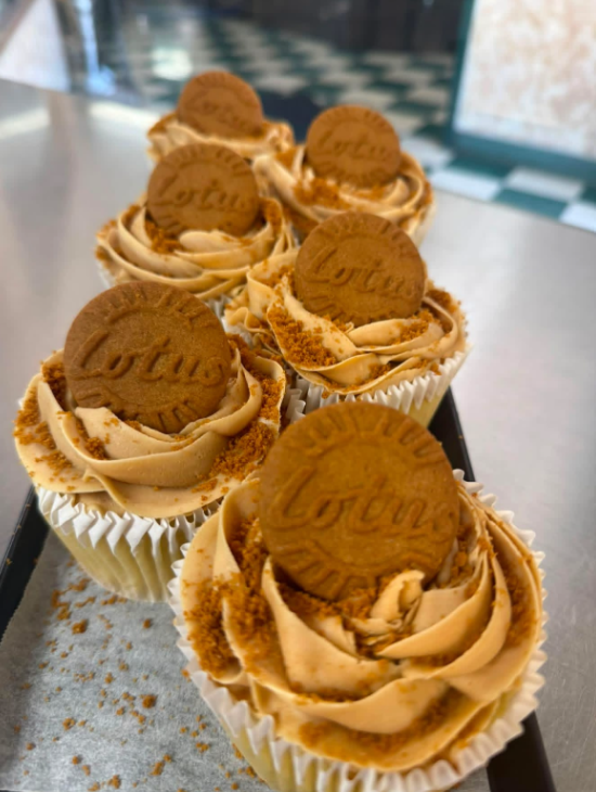 Sunnys Cake Shop - cupcakes
